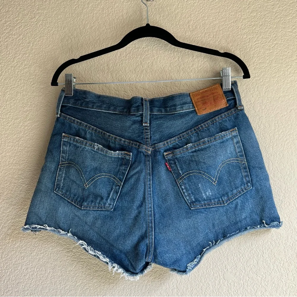 LEVI’S 501 Sz 29 Distressed Mid Wash Raw Hem Button Fly High Rise Jean Size 29